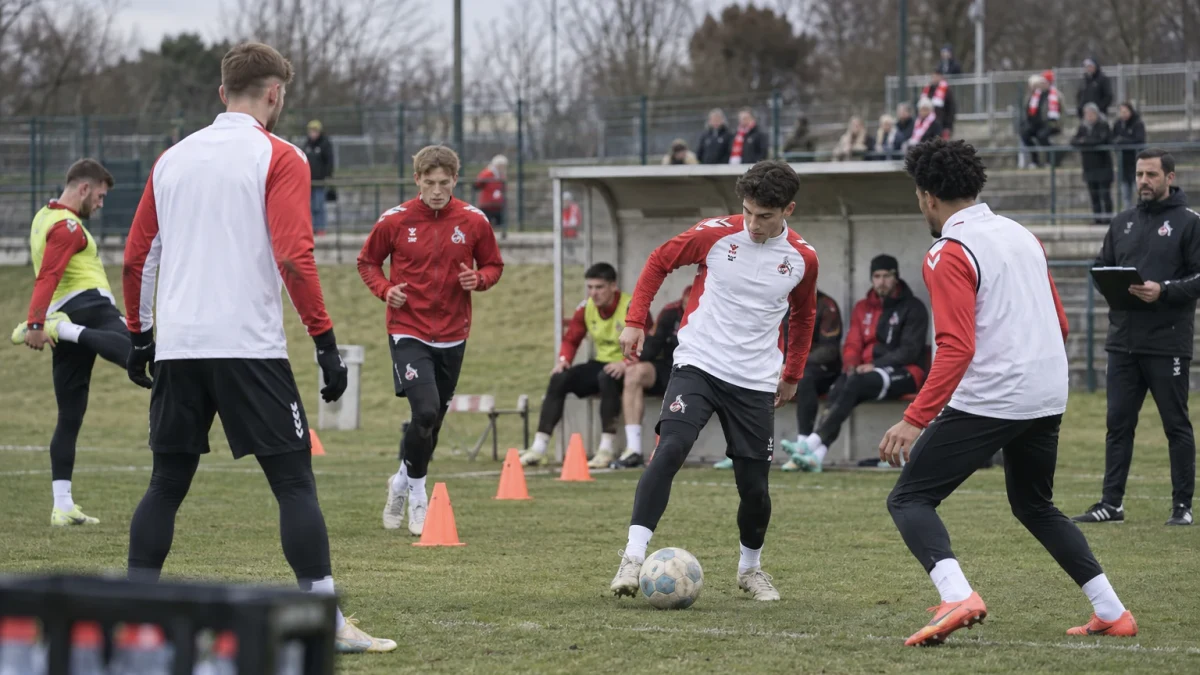 Köln lainaa Niangin St. Pauliin hakemaan vastuuta