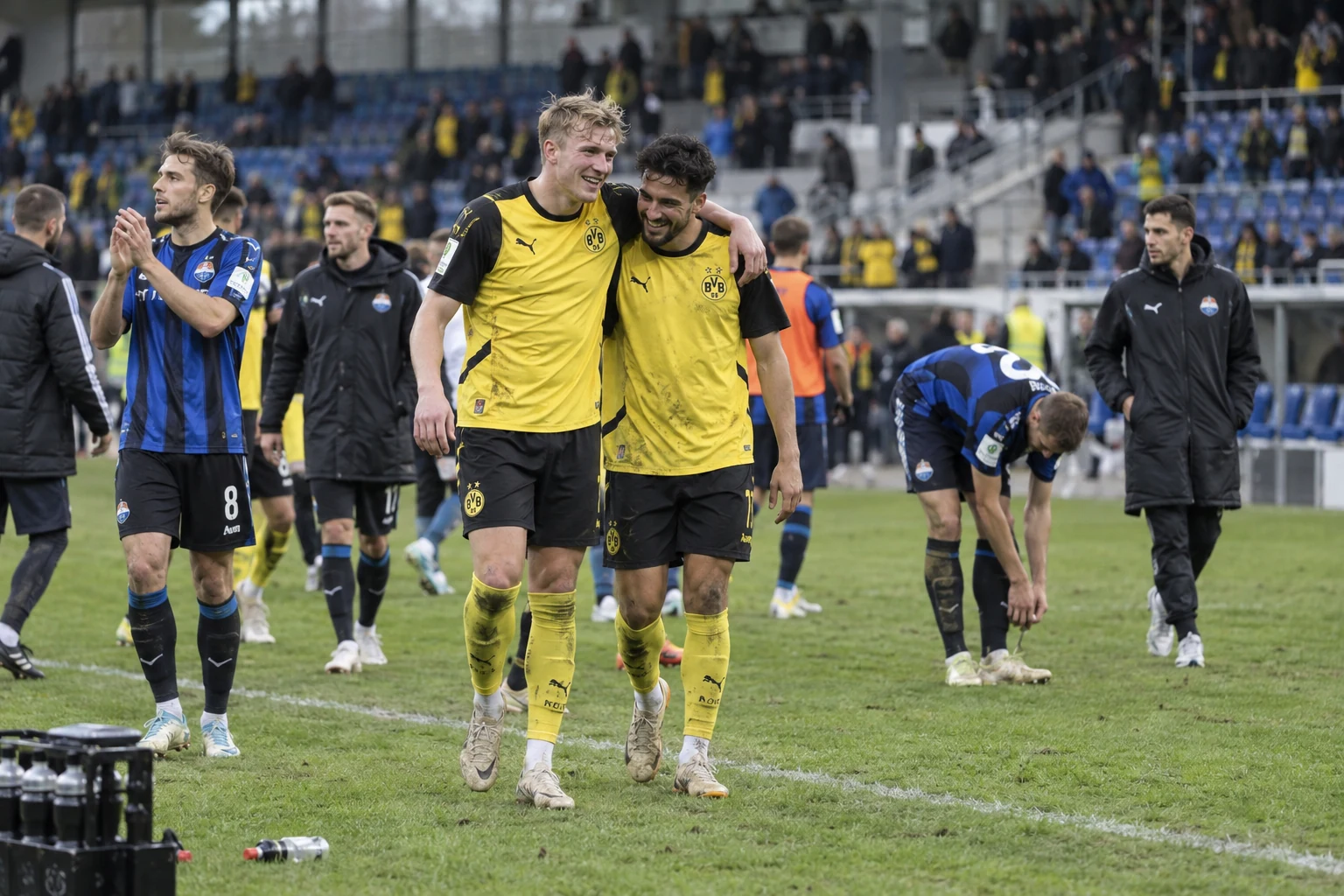 Dortmund jatkaa Freiburgin rinnalla voitettuaan Paderbornin