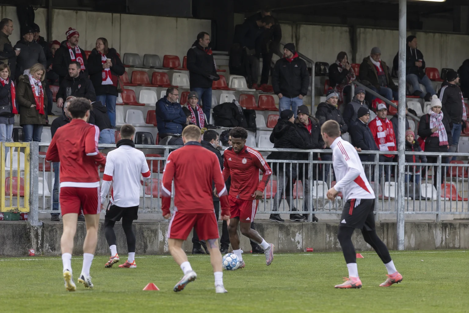 Bayern München saa Kölnin vieraakseen kärkipään kamppailussa